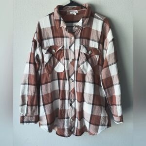 Maurices shacket size large with pockets